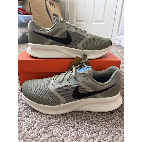Nike Run Swift 3 Shoes Mens Size 11.5 Silver Sage Black Running DR2695-300 New